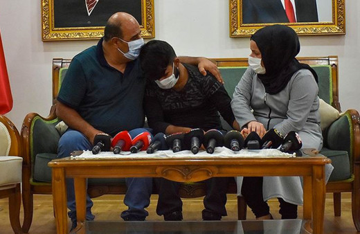 Diyarbakır annelerinin eyleminde bir aile daha evladına kavuştu sayı 16 oldu