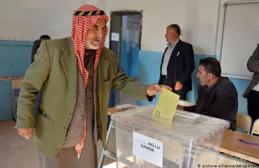 Sosyo Politik Saha Araştırmaları Merkezi'nde 13 Doğu ilinde seçim anketi ilginç sonuçlar
