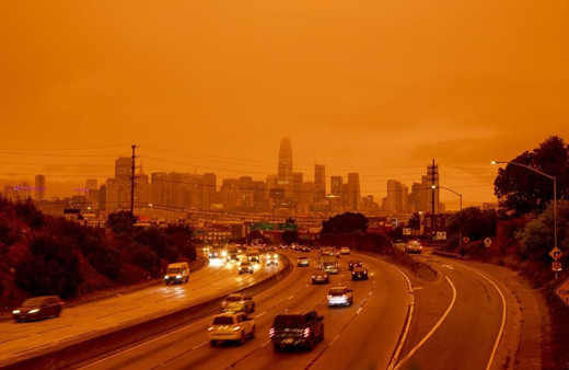 ABD'de gökyüzü bu hale geldi! Kıyamet filmlerini aratmıyor