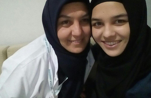 Konya'da tıp fakültesi öğrencisi Merve 45 günlük koronavirüs mücadelesini kaybetti