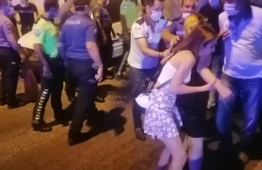 Aydın'da laf atma kavgasında hamile kadın yaralandı