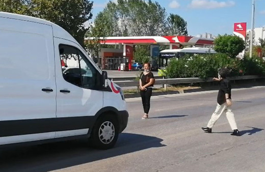 İzmit'te bebeğini kaybeden kadın ölüme atladı! Son anda böyle kurtarıldı