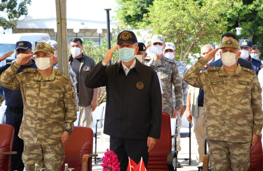 Milli Savunma Bakanı Hulusi Akar Kaş'tan mesaj verdi! Biz barıştan yanayız...