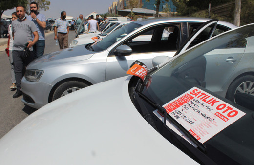 Araba almak isteyenler dikkat! Sıfır araçlar liste fiyatının altına düştü