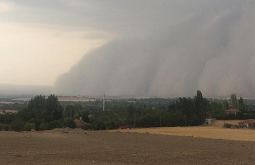 Kum fırtınası farklı sağlık sorunlarına yol açabilir