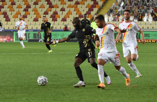 Yeni Malatyaspor, Göztepe maçında puanlar paylaşıldı