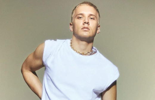 Nirvana şarkısıyla zirveyi kapan Edis'in yeni işini duyanlar şok oldu! Bu defa herkesi çok şaşırttı