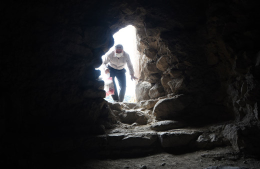 Sivas'ta camiye nefes nefese giriyorlar Tayland'dan bir turist geldi manzarasına hayran kaldı