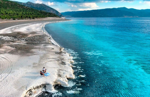 Türkiye'nin Maldivleri denilen Salda Gölü imar planı onaylandı