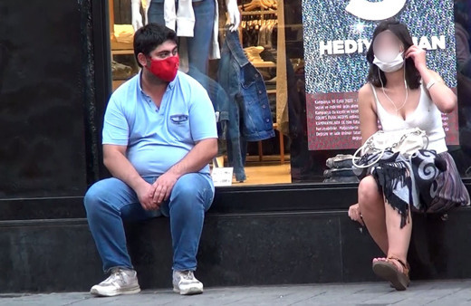 İstanbul'da bir sapık kadını, polis de sapığı takip etti! Olaya bakın