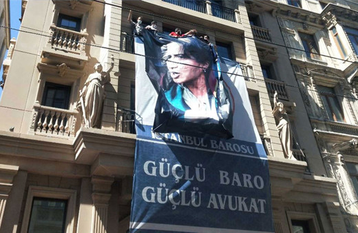 İstanbul Barosu'na 'Ebru Timtik' soruşturması! Durakoğlu dahil 11 yönetici savcılığa çağrıldı