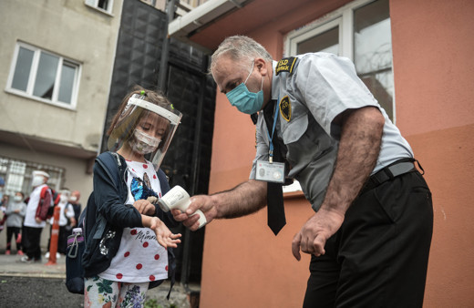 Yüz yüze eğitim başladı! Anaokulu ve birinci sınıflar ders başı yaptı