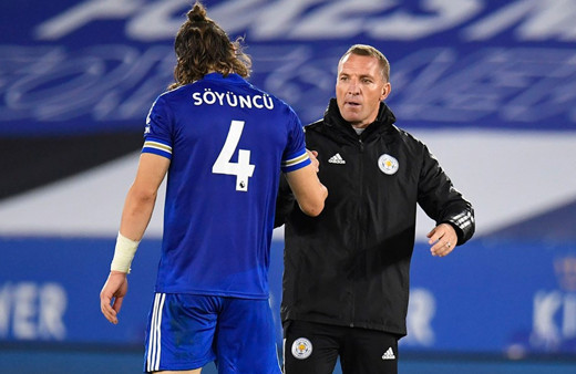 Leicester City Burnley'i farklı geçti 2'de 2 yaptı