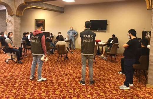 Küçükçekmece'de kumarhaneye çevrilen dernek mühürlendi50 bin TL ceza