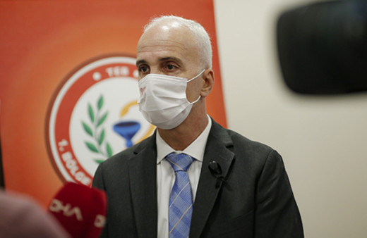 İstanbul Eczacı Odası Başkanı söyledi: Vitamin ve gıda takviyelerinin hepsi sahte çıktı