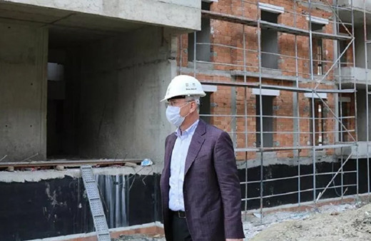 TOKİ Başkanı, demir ve çimentoya yapılan zamları böyle eleştirdi: Bu zihniyeti yanlış buluyorum