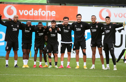 Rio Ave maçı öncesi Beşiktaş'a 3 isimden kötü haber