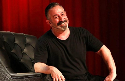 Cem Yılmaz dizi müjdesini verdi! Meslekteki ustaları bakın kimlermiş