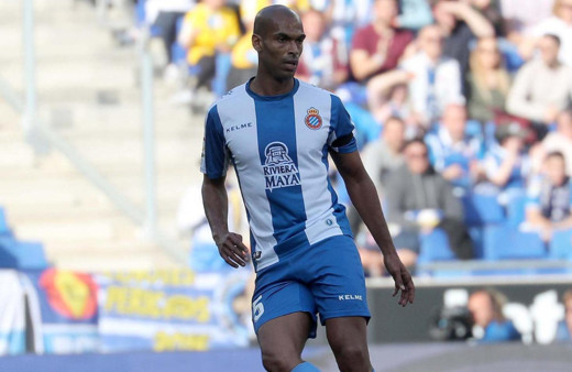 Antalyaspor, Brezilyalı savunma oyuncusu Naldo'yu transfer etti