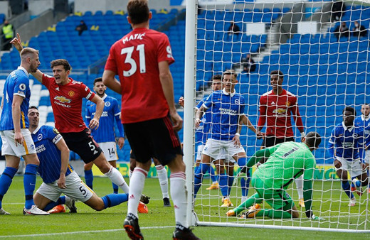 Maç bitti VAR'dan penaltı verildi! ManU'dan tarihi galibiyet