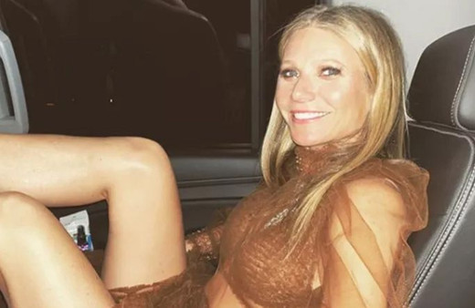 Gwyneth Paltrow 48 yaşına özel çıplak poz verdi! Sosyal medyayı salladı