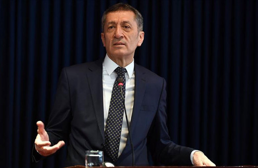 Okullarda ara tatil ne zaman olacak? Ziya Selçuk duyurdu