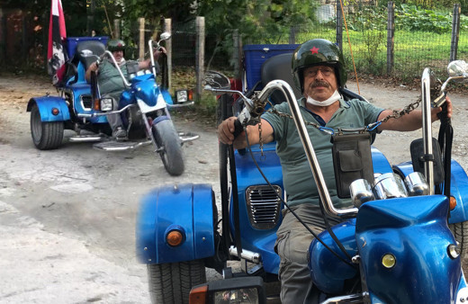 Otomobil motoruyla motosiklet tasarladı Sinop'ta görenleri şaşırttı