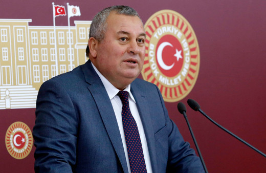 Cemal Enginyurt CHP'den teklif aldığını açıkladı MHP'den olaylı bir şekilde ihraç edilmişti