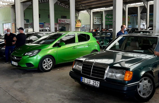 25 yaşındaki araca 60 bin lira değer biçiliyor