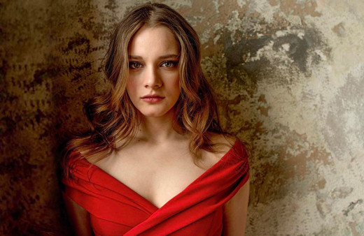 Miray Daner dergiye kapak oldu Twitter yıkıldı aşk için bakın neler söyledi