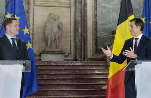 Şaka değil gerçek! Belçika'da başbakan yazı tura ile belirlendi