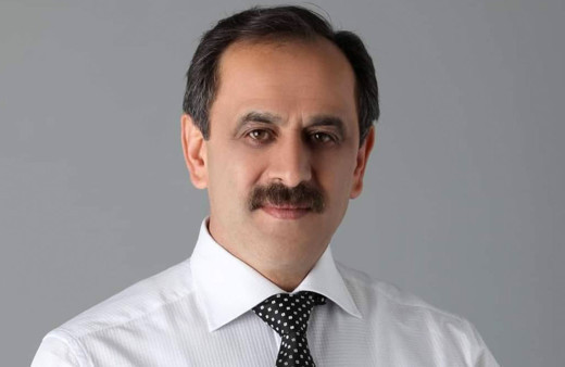 Sakarya Akyazı eski Belediye Başkanı aracında ölü bulundu