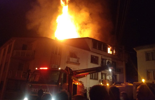 Kütahya'da çıkan yangından kahreden haber: 4 yaşındaki çocuk yanarak öldü