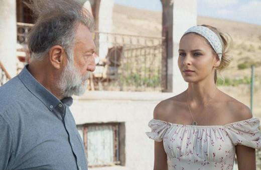 Maria ile Mustafa 6. bölüm fragmanı