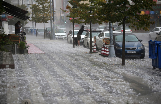İstanbul'u perşembe günü dolu vuracak! Meteoroloji yarın için önlem alın diyor