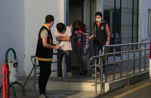 Adana merkezli 11 ilde “Swinger” operasyonu: 35 kişi hakkında gözaltı kararı