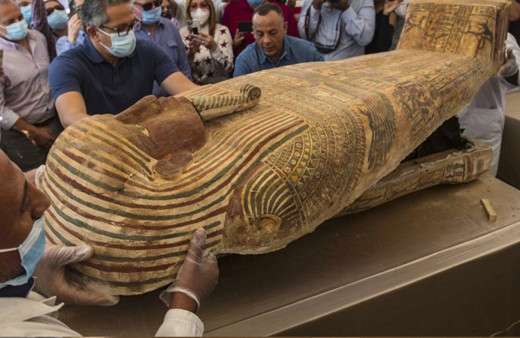 Mısır'da firavun zamanından kalma 2500 yıllık tabut açıldı! Görenler hayret etti