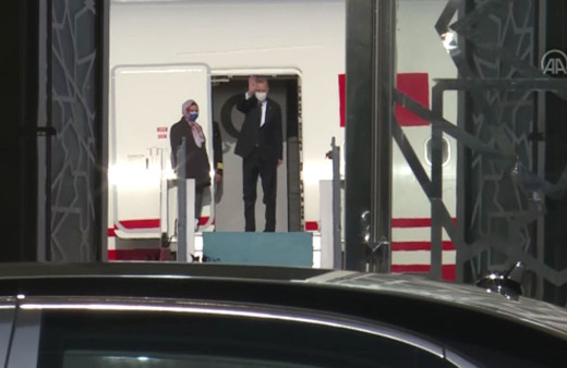 Cumhurbaşkanı Recep Tayyip Erdoğan Kuveyt ve Katar'a gitti