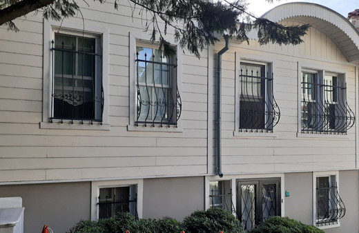 Can Dündar’ın el konulma kararı verilen Çengelköy’deki villası görüntülendi