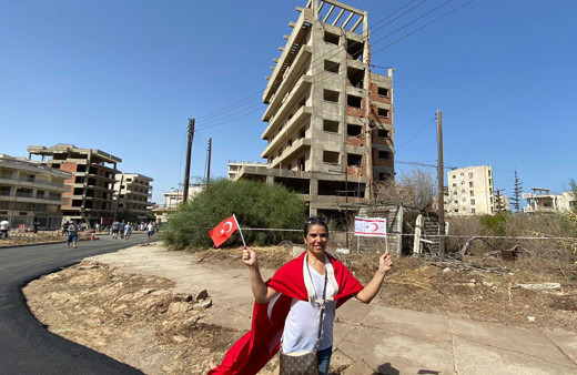 KKTC'de 46 yıl sonra tarihi gün! Kapalı Maraş'ın sahil şeridi ziyarete açıldı