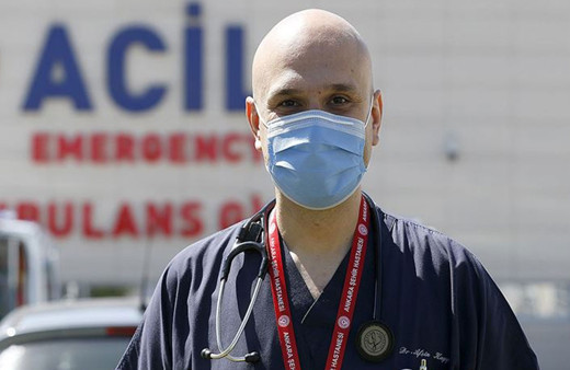 Bilim Kurulu üyesi Afşin Emre Kayıpmaz: Üniversitelerde eğitimin başlamasını vaka artış hızı belirleyecek