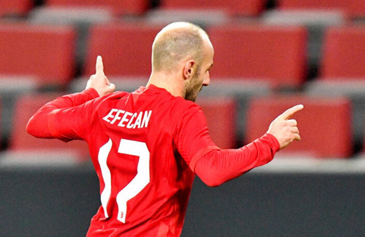 Efecan Karaca, ilk golünü Almanya'ya attı: Bu beni çok duygulandırdı