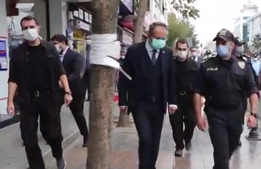 Sultanbeyli’de koronavirüsle mücadele kapsamında denetimler devam ediyor