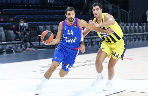 Fenerbahçe Beko Anadolu Efes'i devirdi kulüp rekoru kırdı