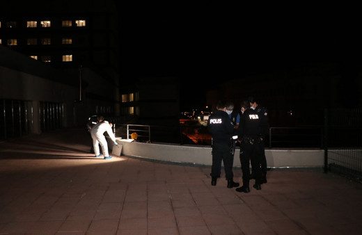 Erzincan'da korona hastası hastaneden kaçmak isterken balkondan düşüp yaralandı