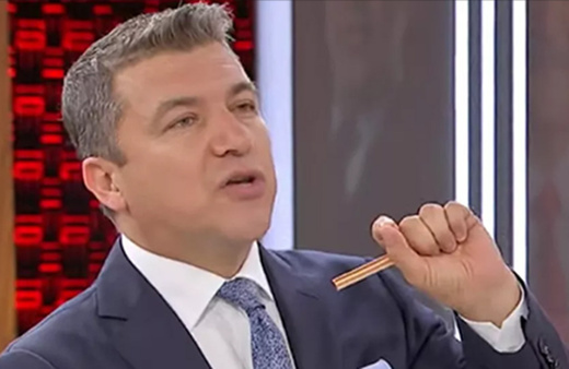İsmail Küçükkaya 'Bakan'ın eşinde Bylock çıktı' haberi için yargılandığı davada beraat etti