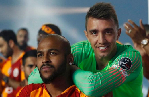 Galatasaray'da Marcao ve Muslera'ya yeni sözleşme