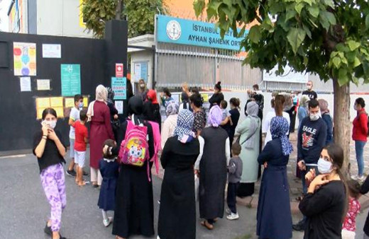 İstanbul'da okul servisi tartışması! Veliler de şikayetçi servisçiler de