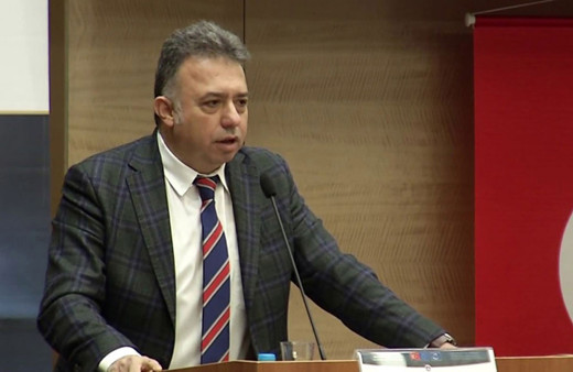 AYM üyesi Engin Yıldırım kimdir? 'Işıklar yanıyor' paylaşımı olay oldu