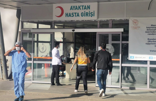 Tunceli'de babasını öldürüp, intihar etti